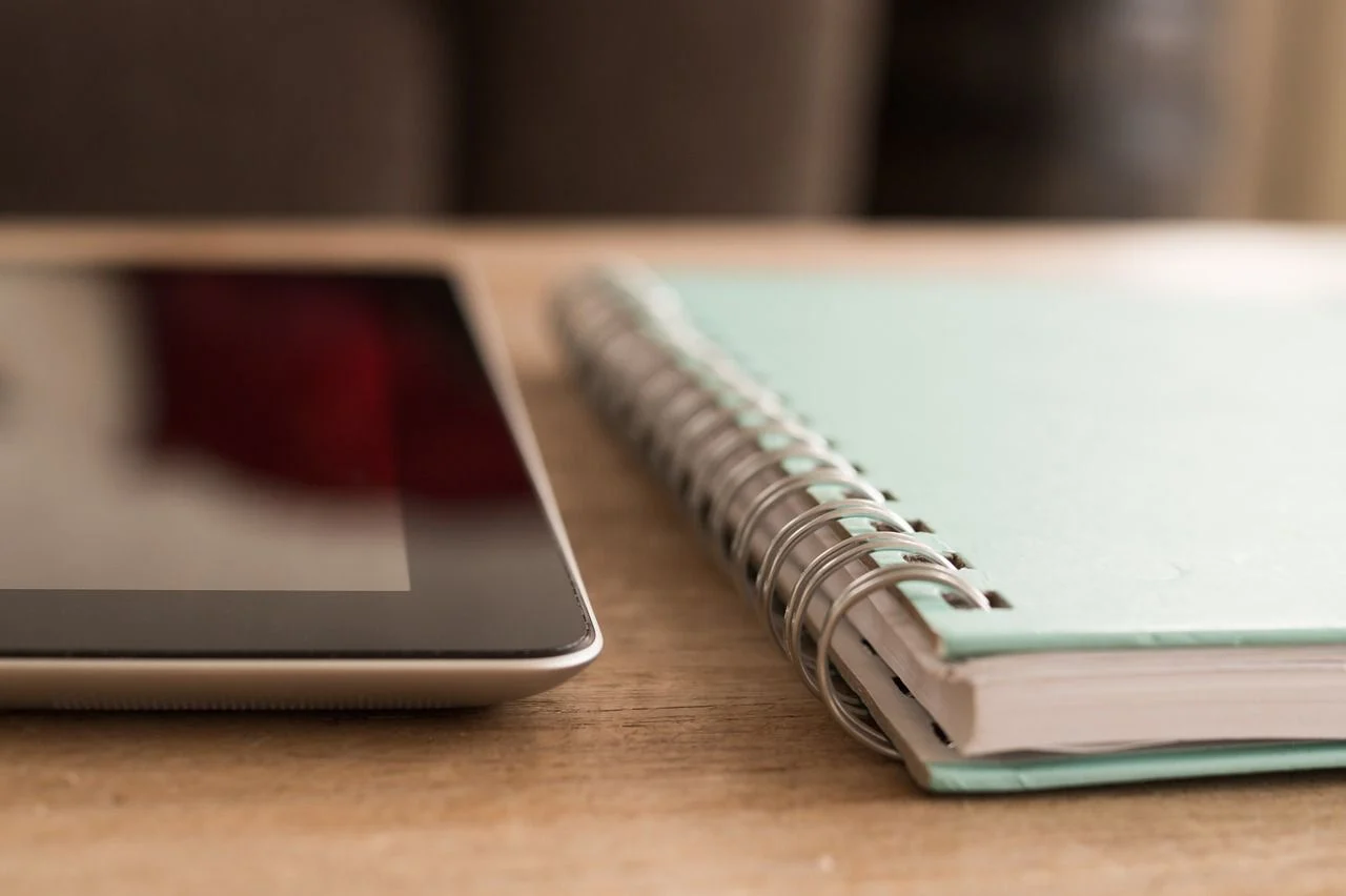 Cuaderno y material para las sesiones de CECOPS